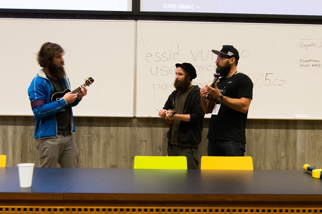 Jakub, Stařenka, and Vladimír, all of them playing ukulele